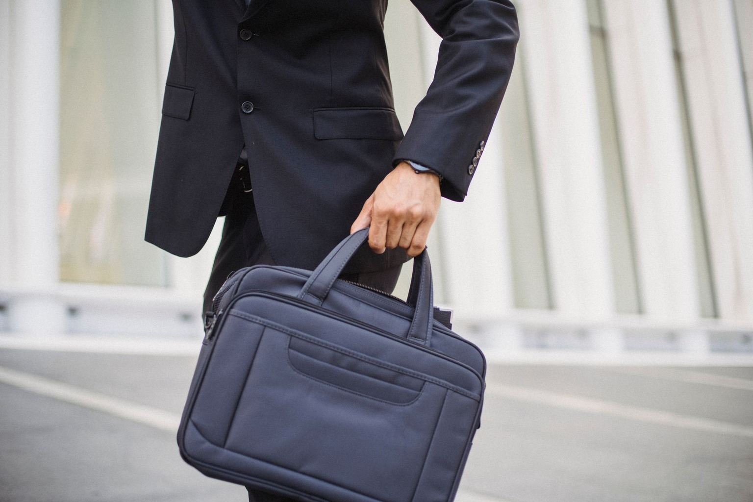 Entrepreneur travel networking