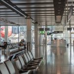 Choosing airport lounges for long layovers